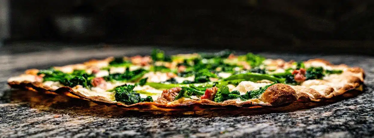 La pizza secondo Roma: Pinsa, Pala, Teglia e Tonda Romana